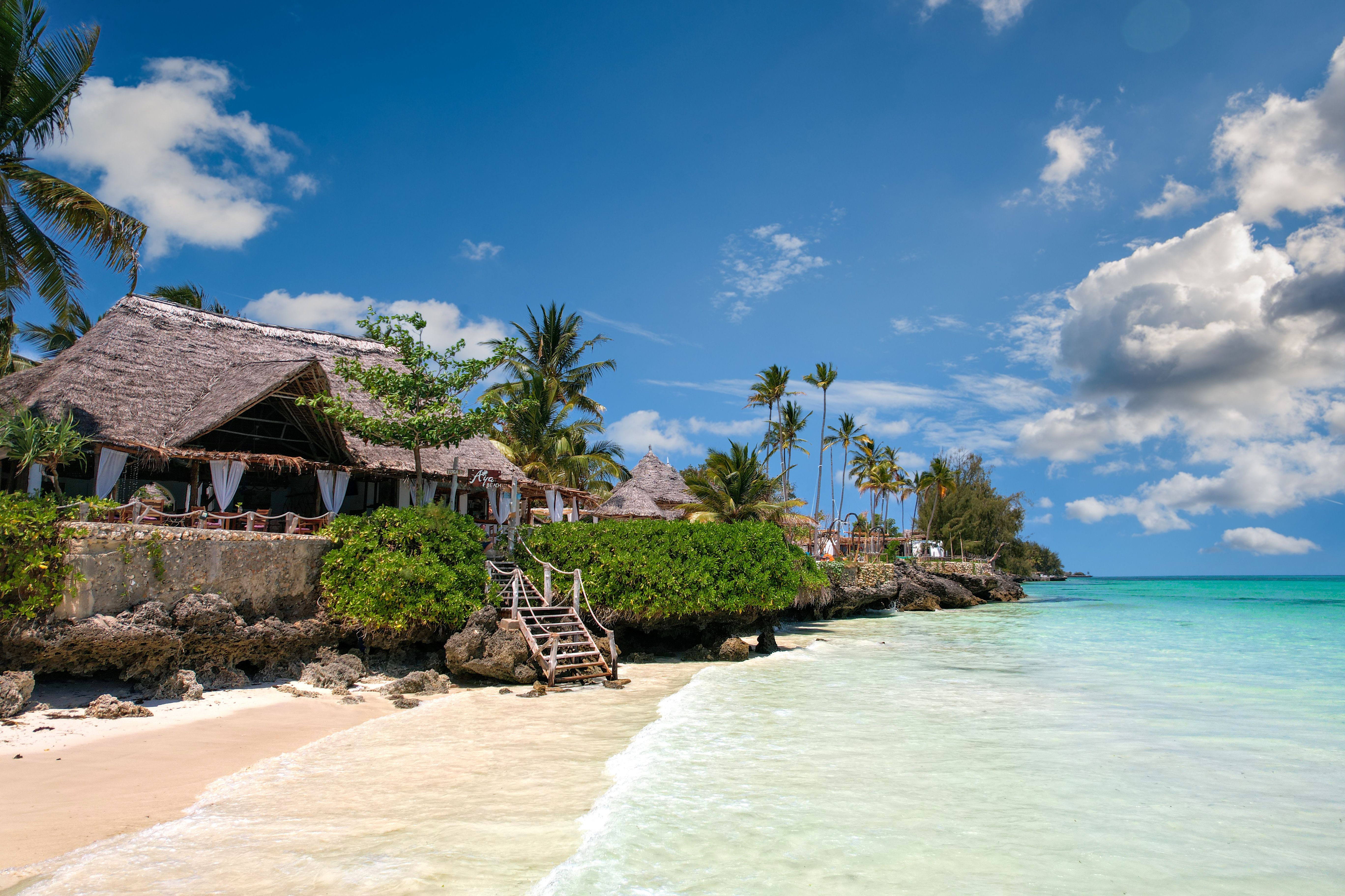 Coast to Archipelago — Kenya & Zanzibar